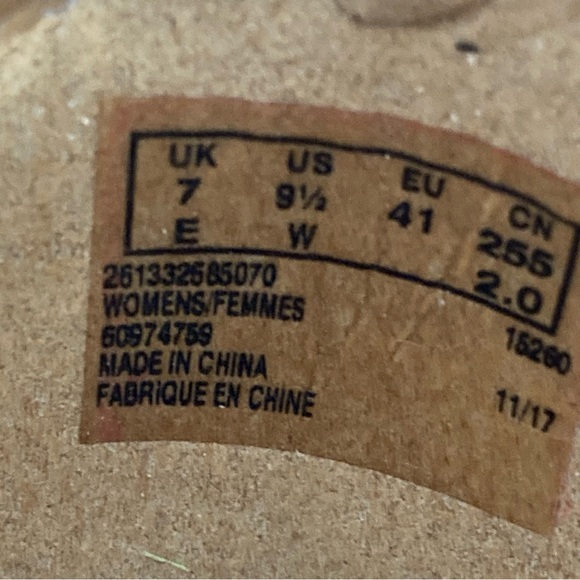 Clark Size 9.5 Black Sandals - Picture 2 of 7